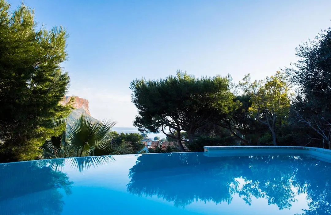 Villa Andrea Cassis-1